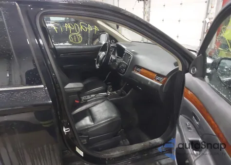 2014 Mitsubishi Outlander Gt z USA, uszkodzony, nr VIN JA4JZ4AX1EZ008327